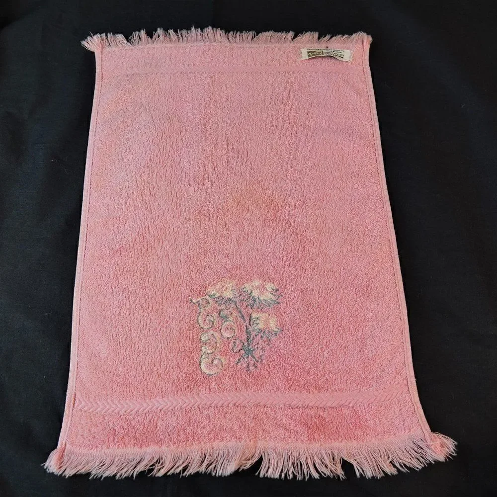 Vintage Martex Luxor Fingertip Hand Towel